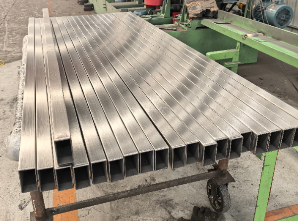 蚌埠建筑工程行业用不锈钢无缝钢管